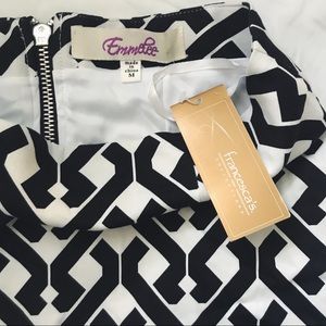 Geometric printed skirt